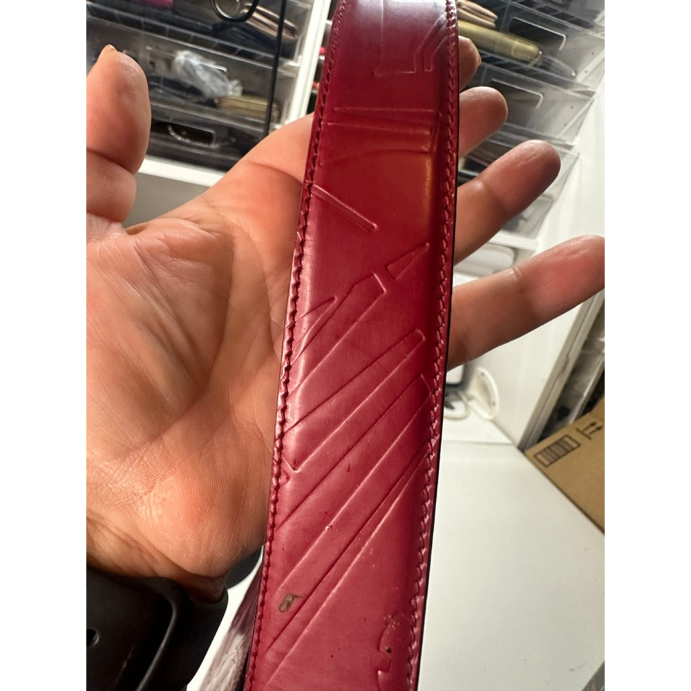 Women's Prada Deep Red Embossed Patent Leather Shoulder Bag One Size - Picture 13 of 16